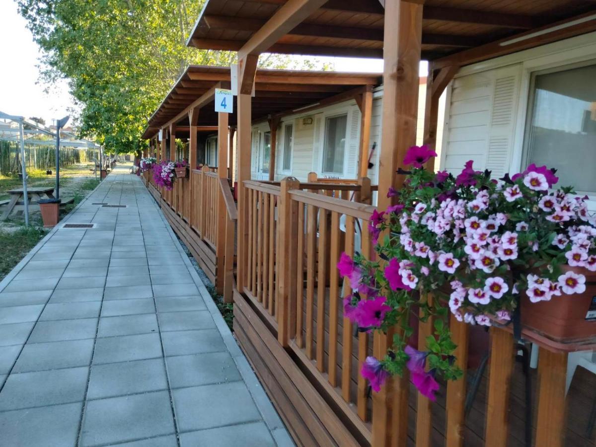 Villaggio Degli Angeli Scerne Pineto Kültér fotó